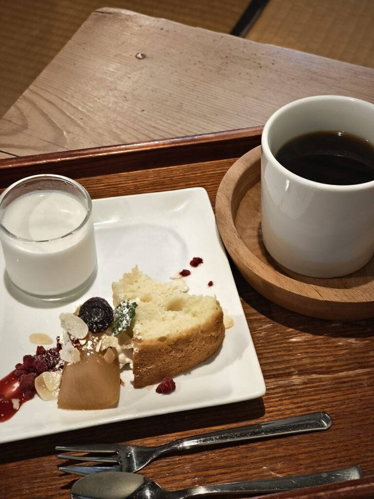 三宅商店朝がゆのスイーツ