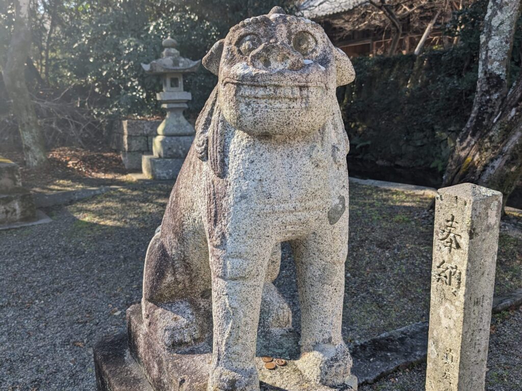 中山神社 猿神社の狛犬 吽形