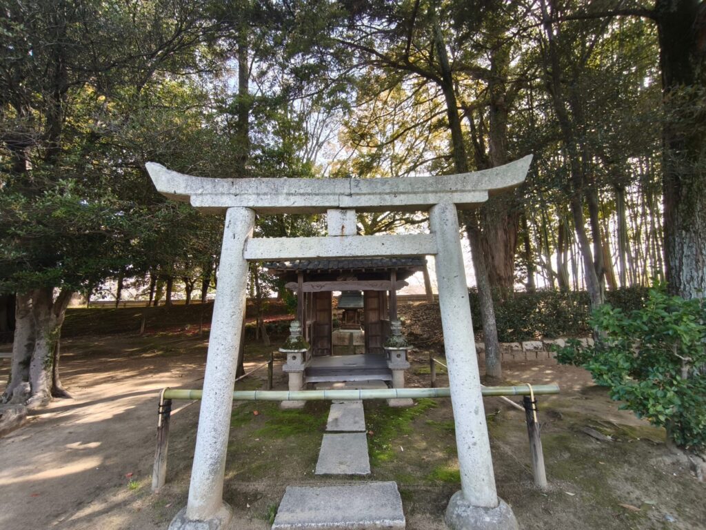 後楽園 六鎮守⑤