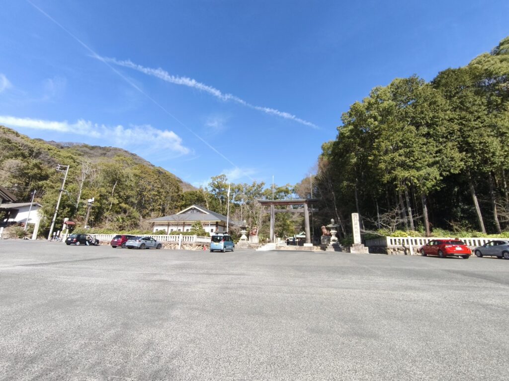 岡山縣護國神社 駐車場