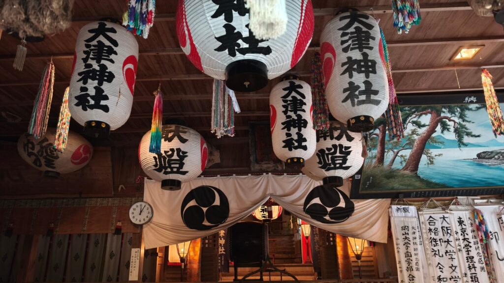 大津神社 拝殿