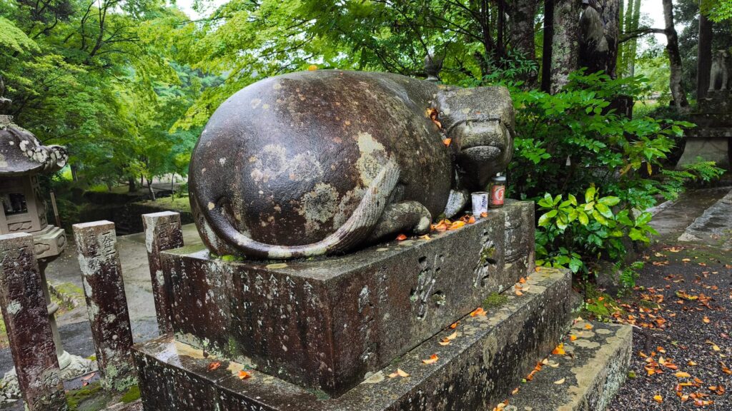 大津神社 御神牛