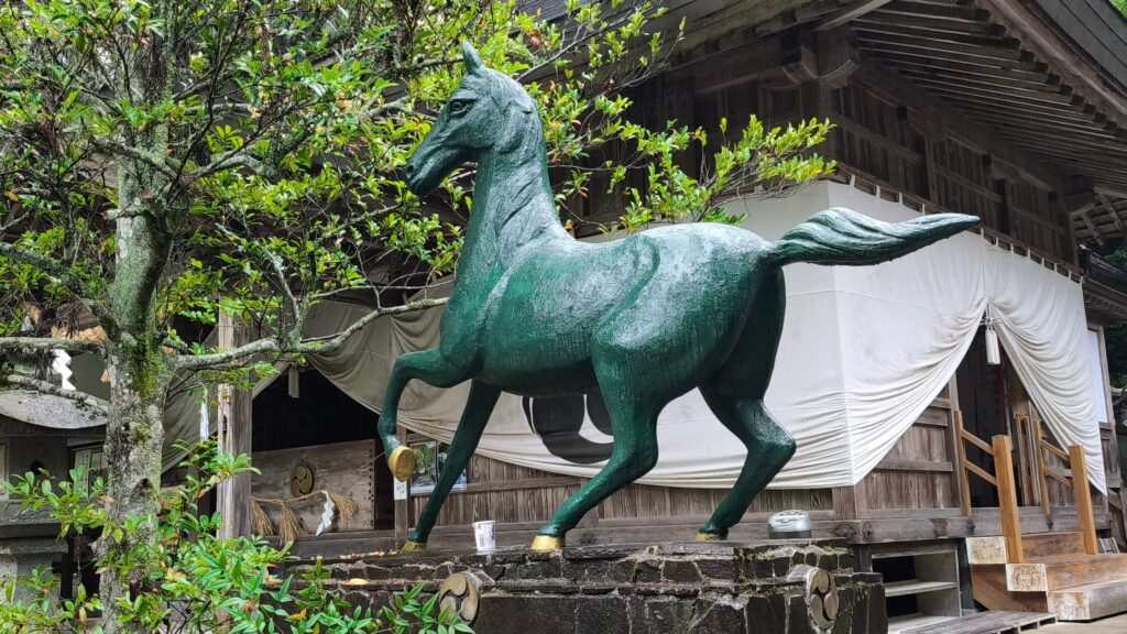 大津神社 神馬